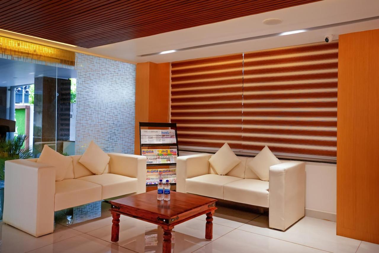 Hotel Sunrise Hospitality Vijayawāda المظهر الخارجي الصورة